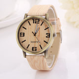 Vintage Wood Grain Quartz  Wristwatch